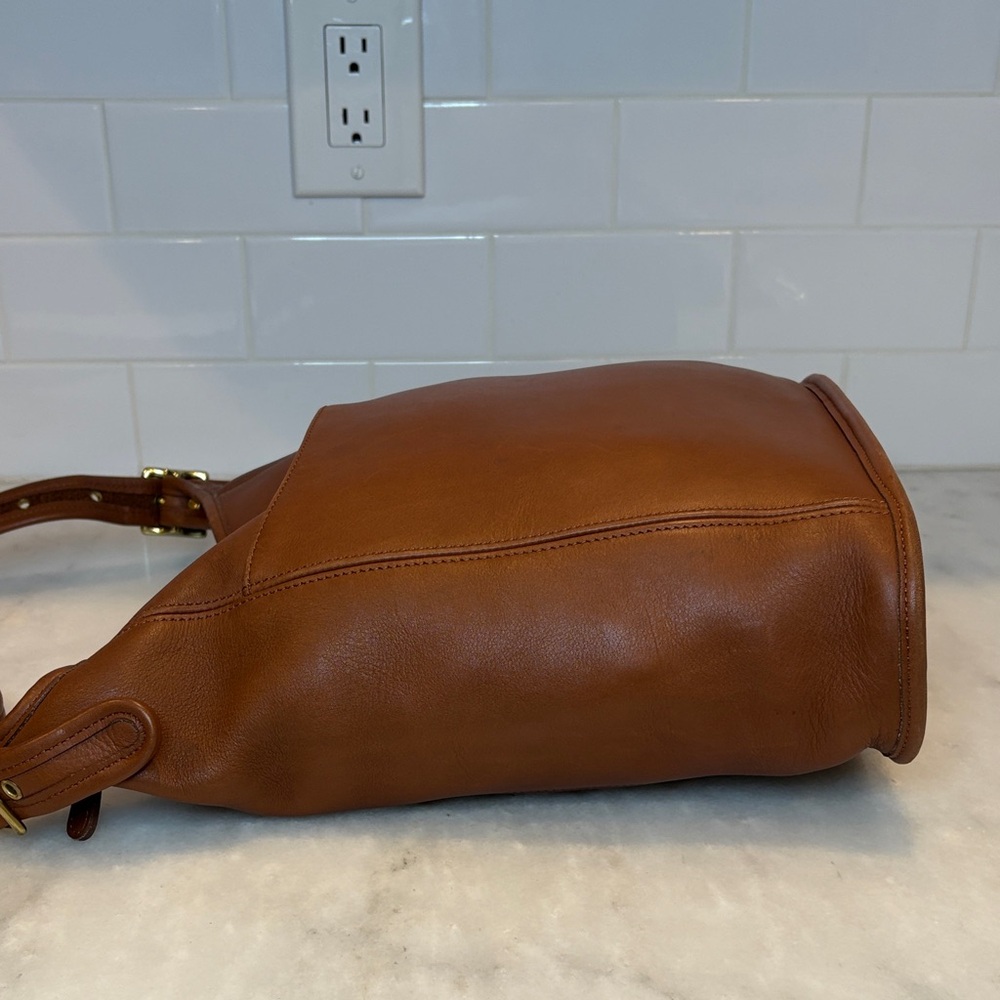 Coach Brown Leather Hobo Bag Vintage - Picture 9 of 16